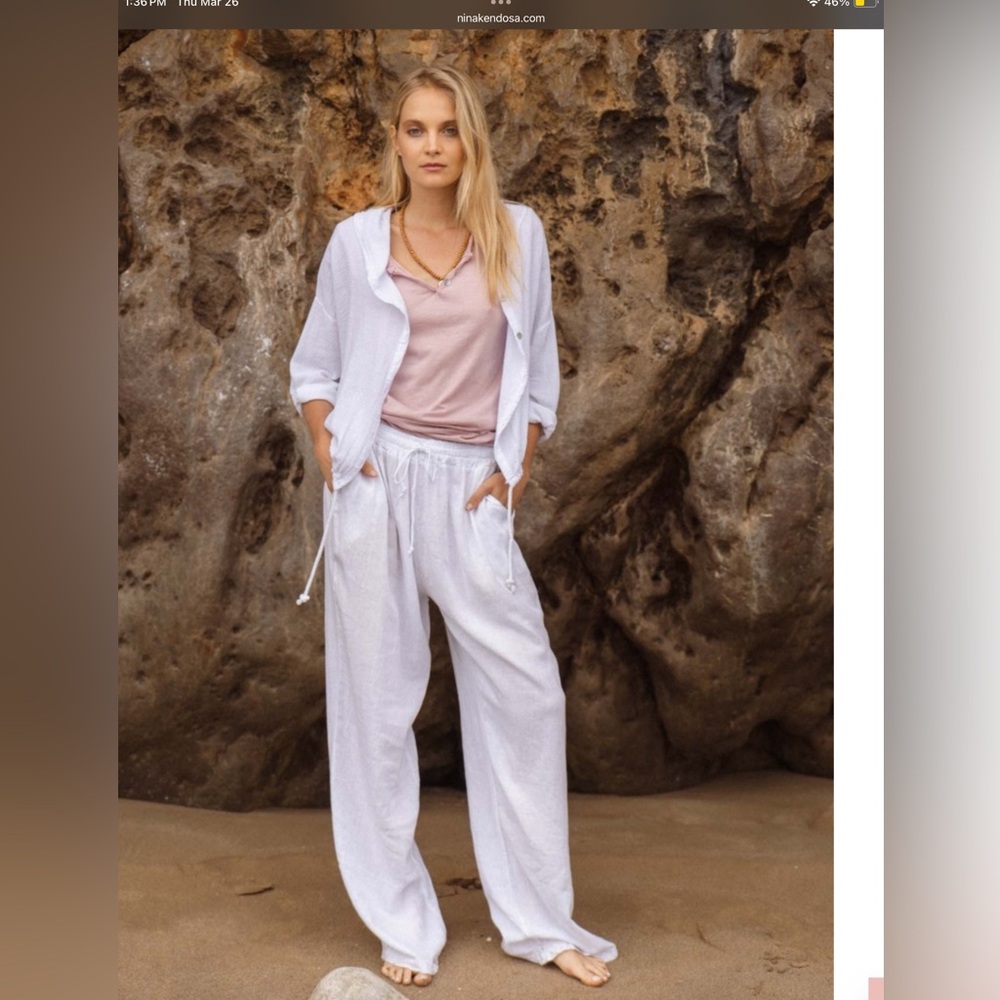 Nina Kendosa Linen Blend Pants in White pants